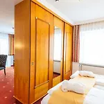 Germania Gastein - Ganzjaehrig Inklusive Alpentherme Gastein & Sommersaison Inklusive Gasteiner Bergbahnen Ξενοδοχείο Bad Hofgastein