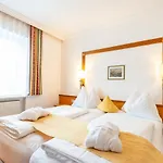 Germania Gastein - Ganzjaehrig Inklusive Alpentherme Gastein & Sommersaison Inklusive Gasteiner Bergbahnen 酒店
