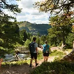 Germania Gastein - Ganzjaehrig Inklusive Alpentherme Gastein & Sommersaison Inklusive Gasteiner Bergbahnen 酒店 巴特霍夫加施泰因