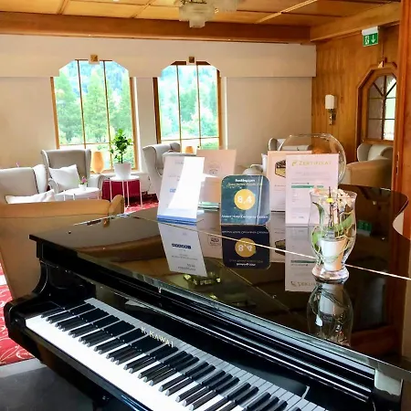 Germania Gastein: Alpine Wellness & Mountain Adventures Hotel Bad Hofgastein