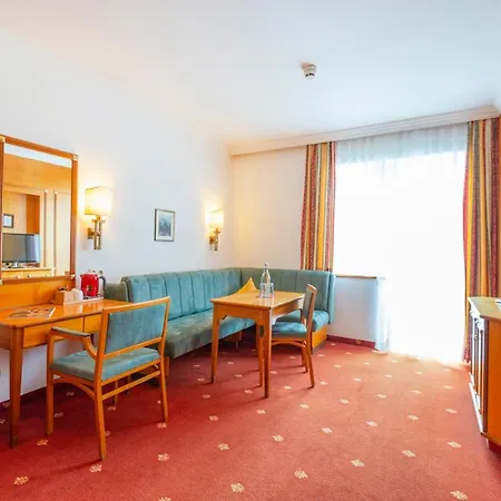 Germania Gastein: Alpine Wellness & Mountain Adventures 4* Bad Hofgastein