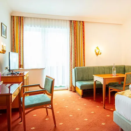 Germania Gastein - Ganzjaehrig Inklusive Alpentherme Gastein 4* באד הופגסטין
