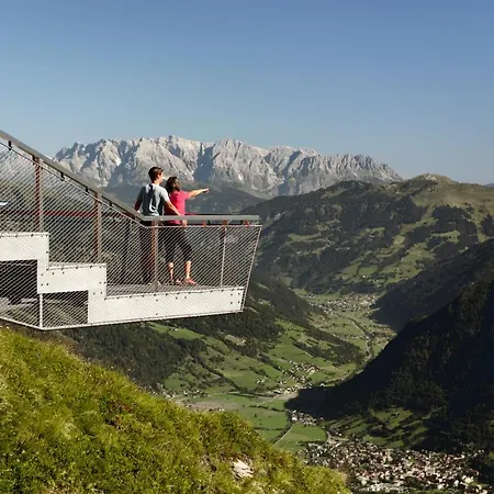 Hotel Germania Gastein - Ganzjaehrig Inklusive Alpentherme Gastein