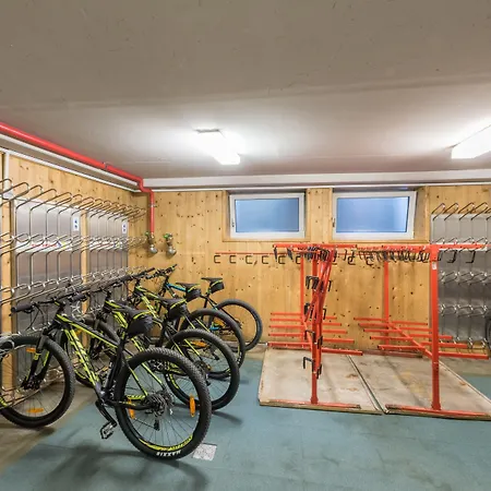 Germania Gastein: Alpine Wellness & Mountain Adventures 4* Bad Hofgastein