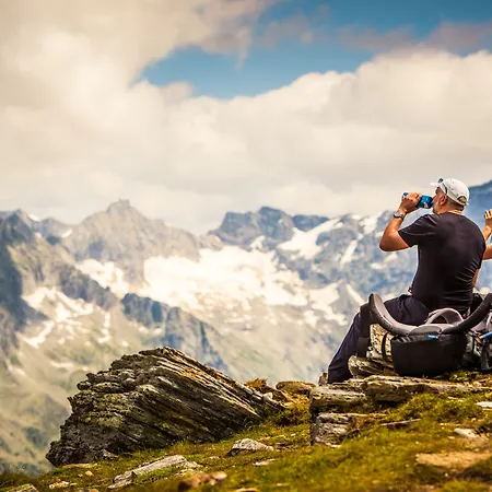 Отель Germania Gastein - Ganzjaehrig Inklusive Alpentherme Gastein 4*