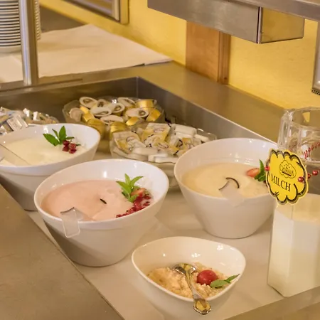 Germania Gastein - Ganzjaehrig Inklusive Alpentherme Gastein ホテル 4*