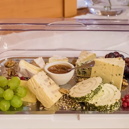 Germania Gastein: Alpine Wellness & Mountain Adventures Hotel