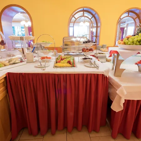 Germania Gastein: Alpine Wellness & Mountain Adventures Hotel Bad Hofgastein