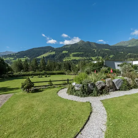 Отель Germania Gastein - Ganzjaehrig Inklusive Alpentherme Gastein 4*