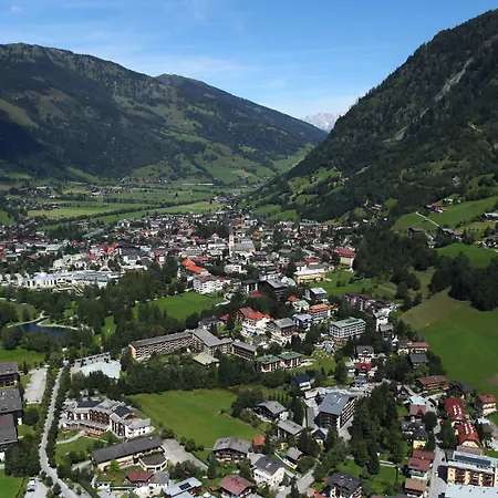 Germania Gastein - Ganzjaehrig Inklusive Alpentherme Gastein & Sommersaison Inklusive Gasteiner Bergbahnen Hotel 4*