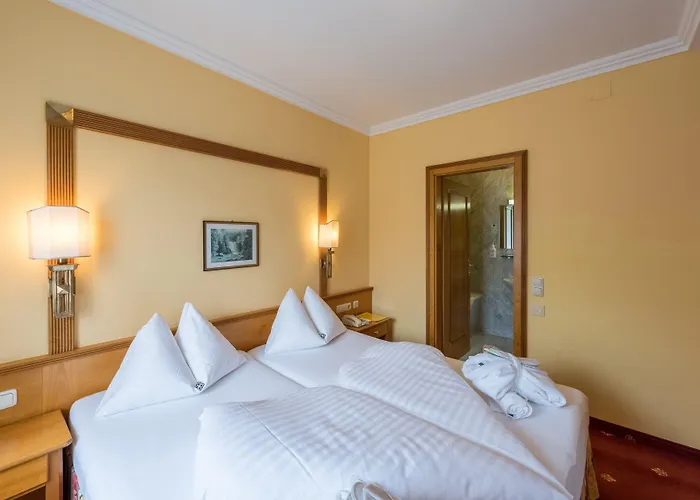 Hotel Germania Gastein - Ganzjaehrig Inklusive Alpentherme Gastein & Sommersaison Inklusive Gasteiner Bergbahnen 4*