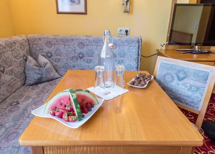 Germania Gastein - Ganzjaehrig Inklusive Alpentherme Gastein & Sommersaison Inklusive Gasteiner Bergbahnen Bad Hofgastein